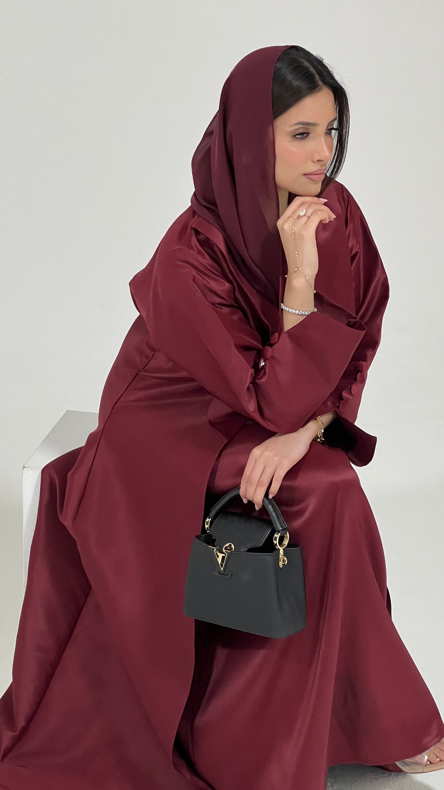 SANAYA ABAYA - The ABAYA