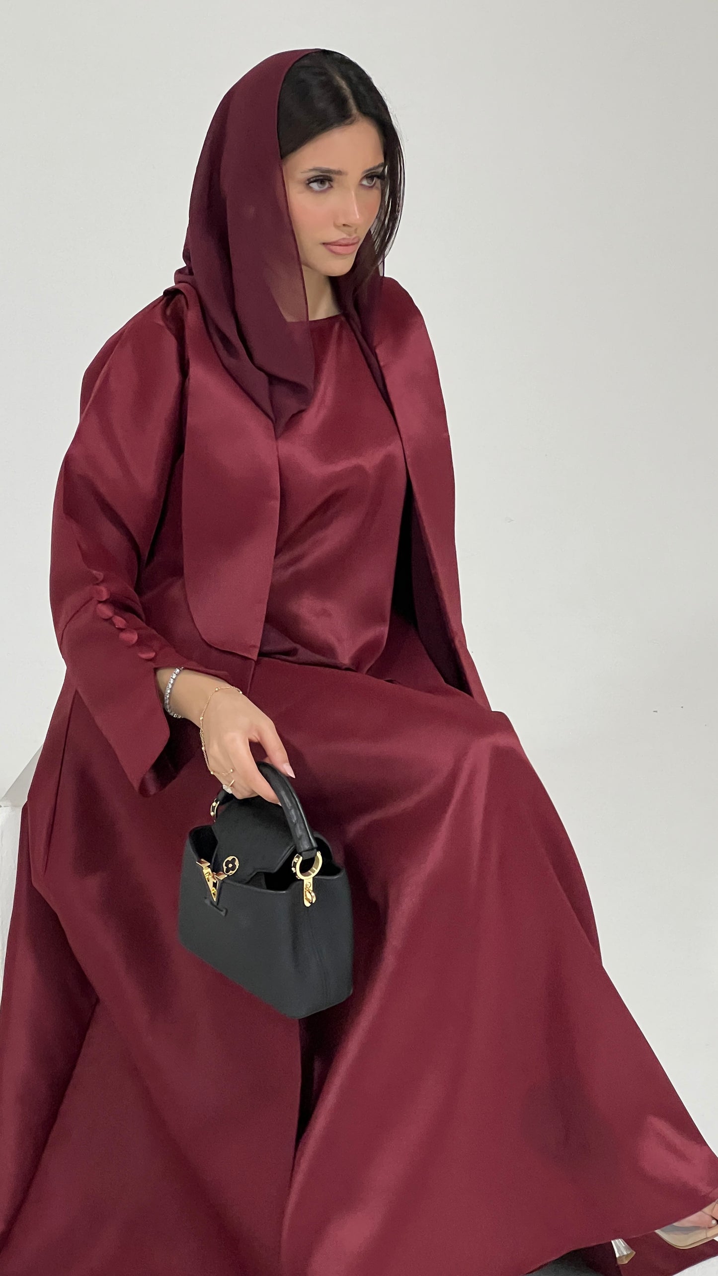 SANAYA ABAYA - The ABAYA