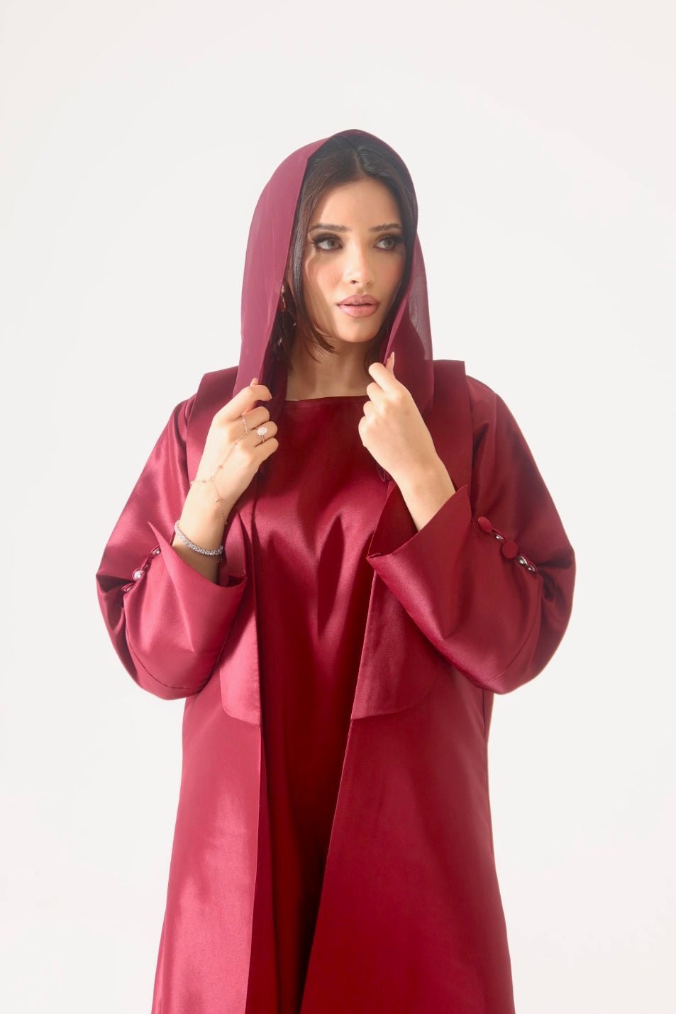 SANAYA ABAYA - The ABAYA