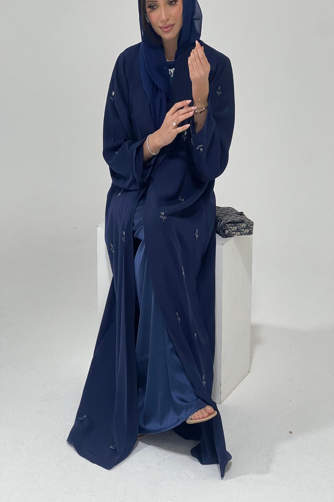 YALINA NAVY ABAYA - The ABAYA